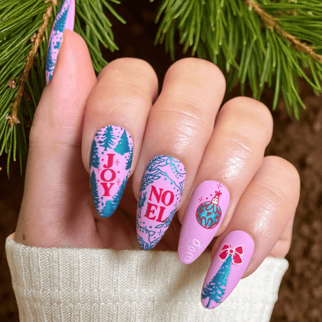 Holiday Greetings (M636) - Nail Stamping Plate
