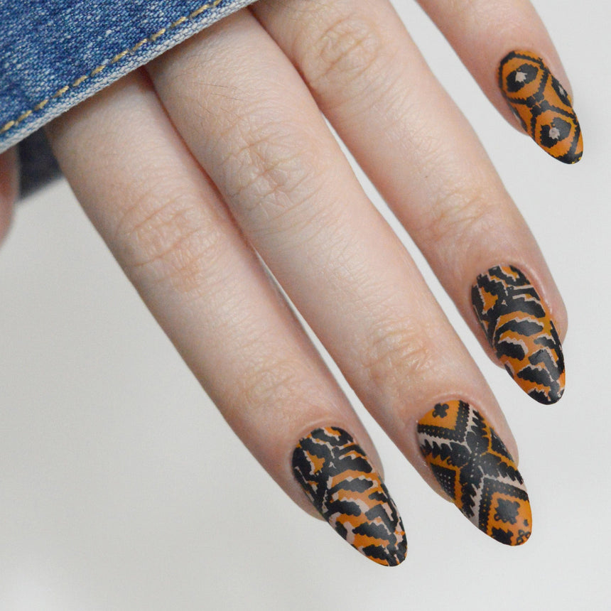 Jacquard Knits (M647) - Nail Stamping Plate