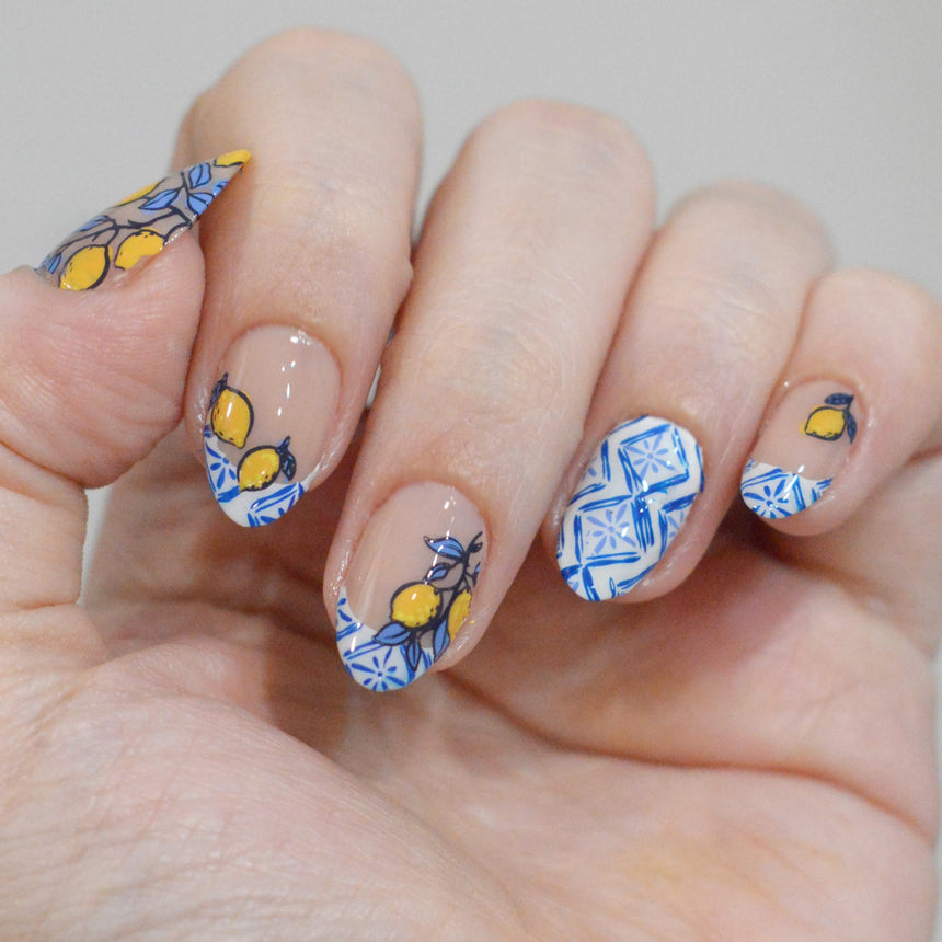 Limoncello (M713) - Nail Stamping Plate