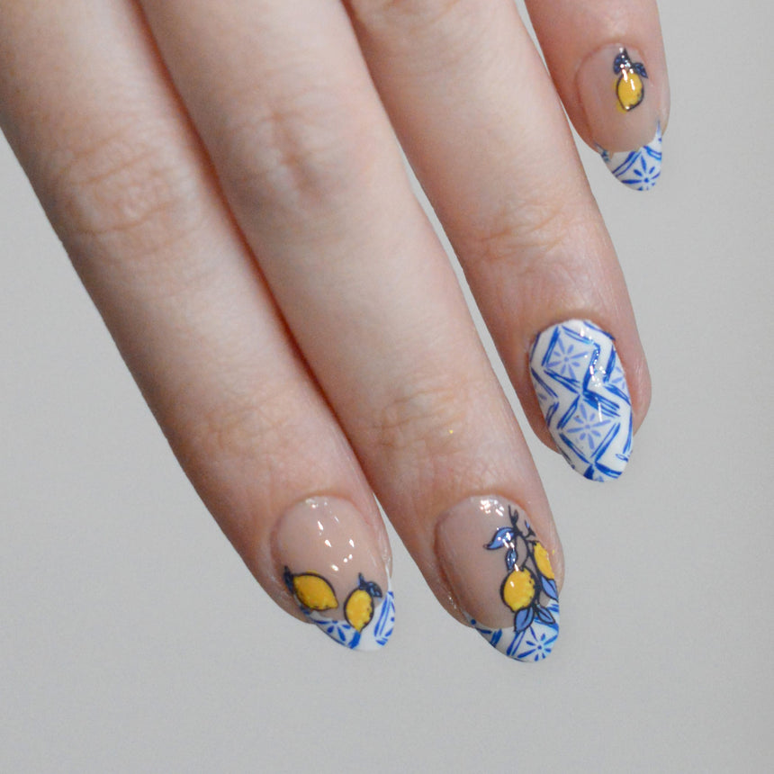 Limoncello (M713) - Nail Stamping Plate
