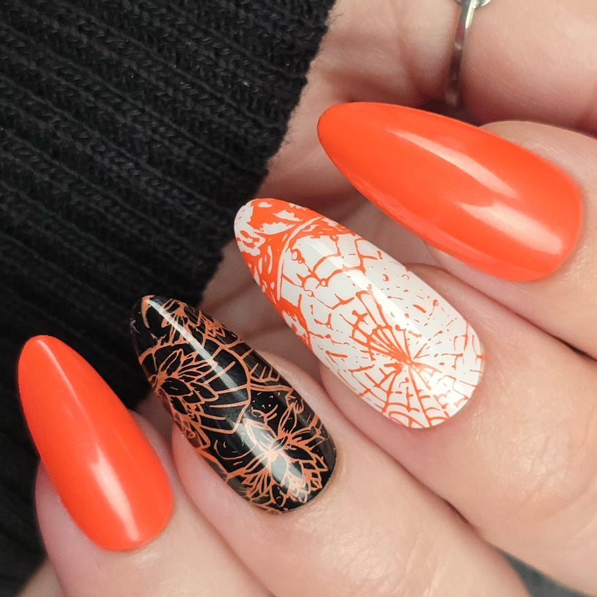 Koi (B581) - Orange Pearl Stamping Polish