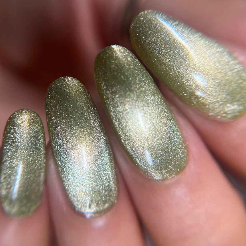 Mermaid Mirage: Electric Algae (P182) - Soft Lime Green Magnetic Nail Polish