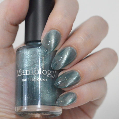 Freshwater (P195) - Light Blue Magnetic Shimmer Nail Polish