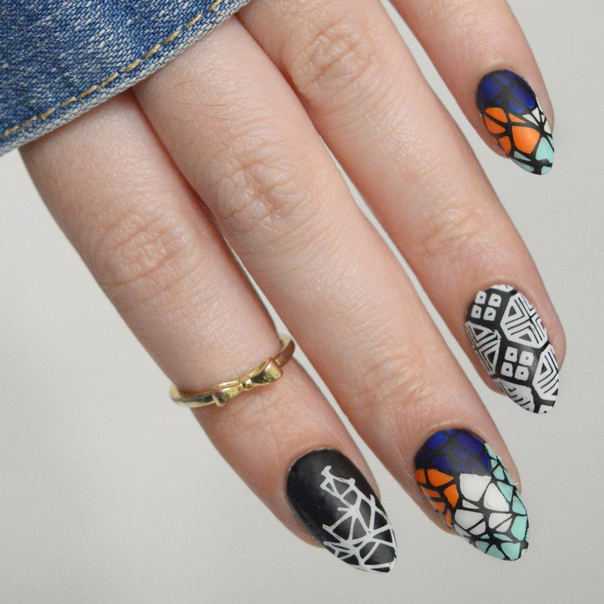 Shape Up (M662) - Nail Stamping Plate