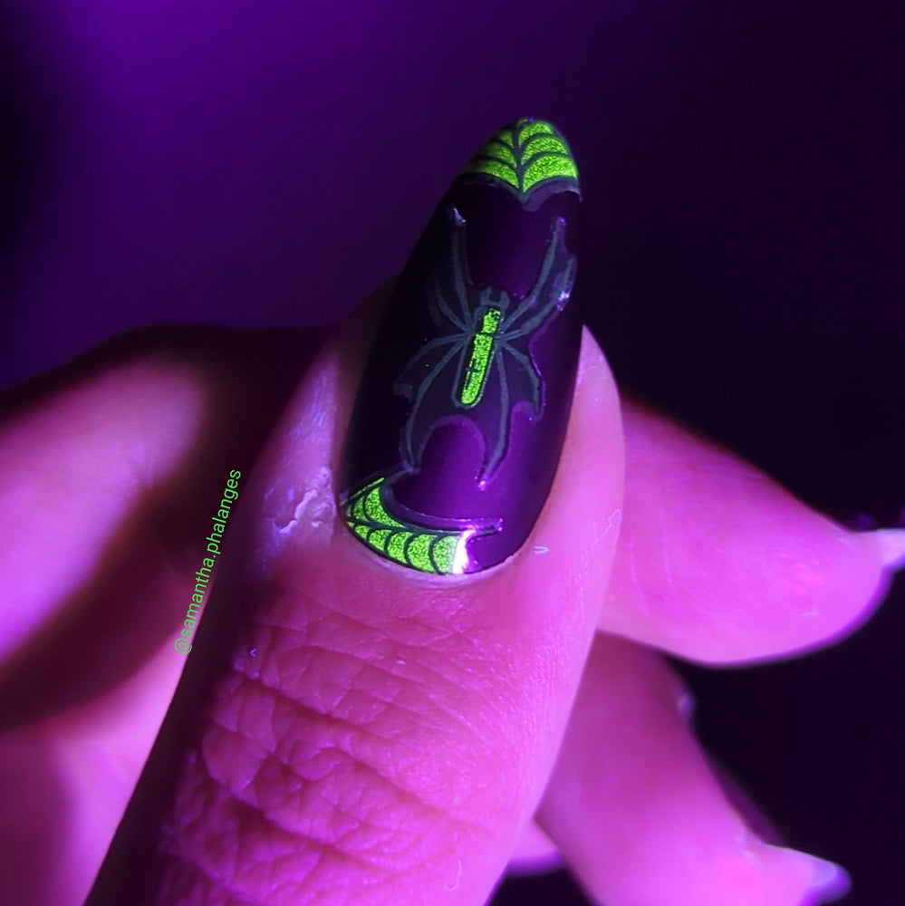 Spiders (TH-0868) - Glow In The Dark Nail Art Sticker Sheet