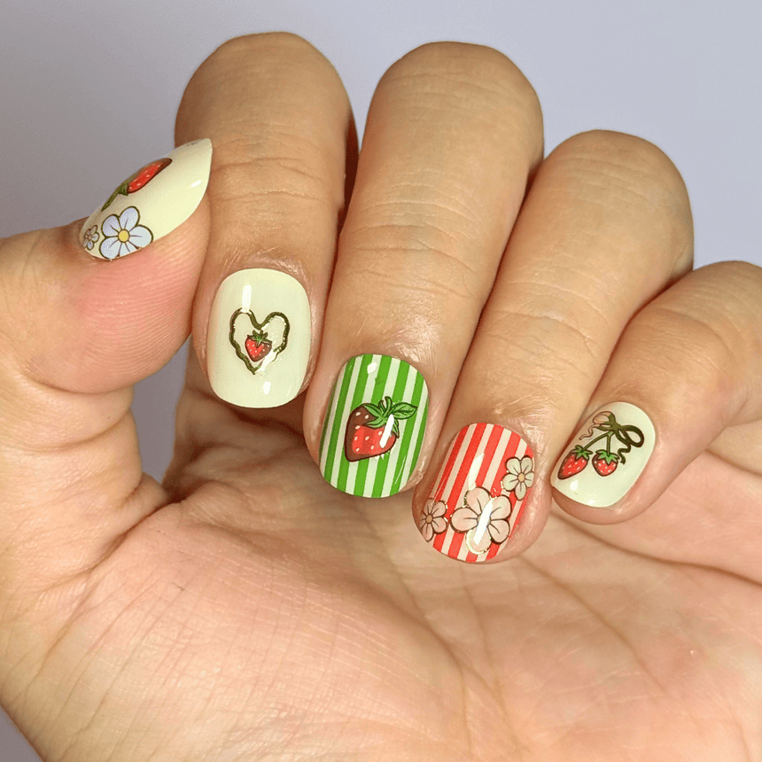 Strawberry Fields (MS-125) - Nail Art Sticker
