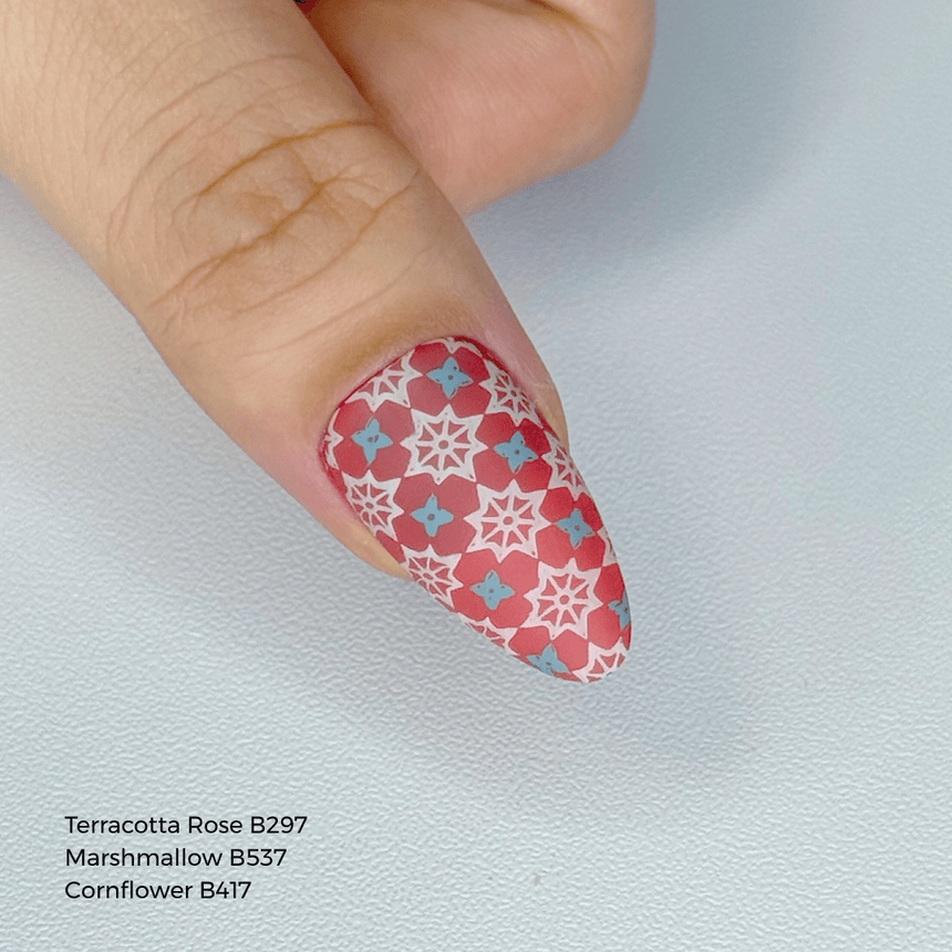 Tiled Symmetry (M657) - Nail Stamping Plate