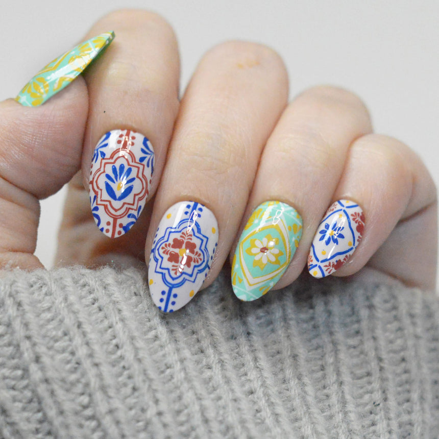 Villa Mosaic (M696) - Nail Stamping Plate