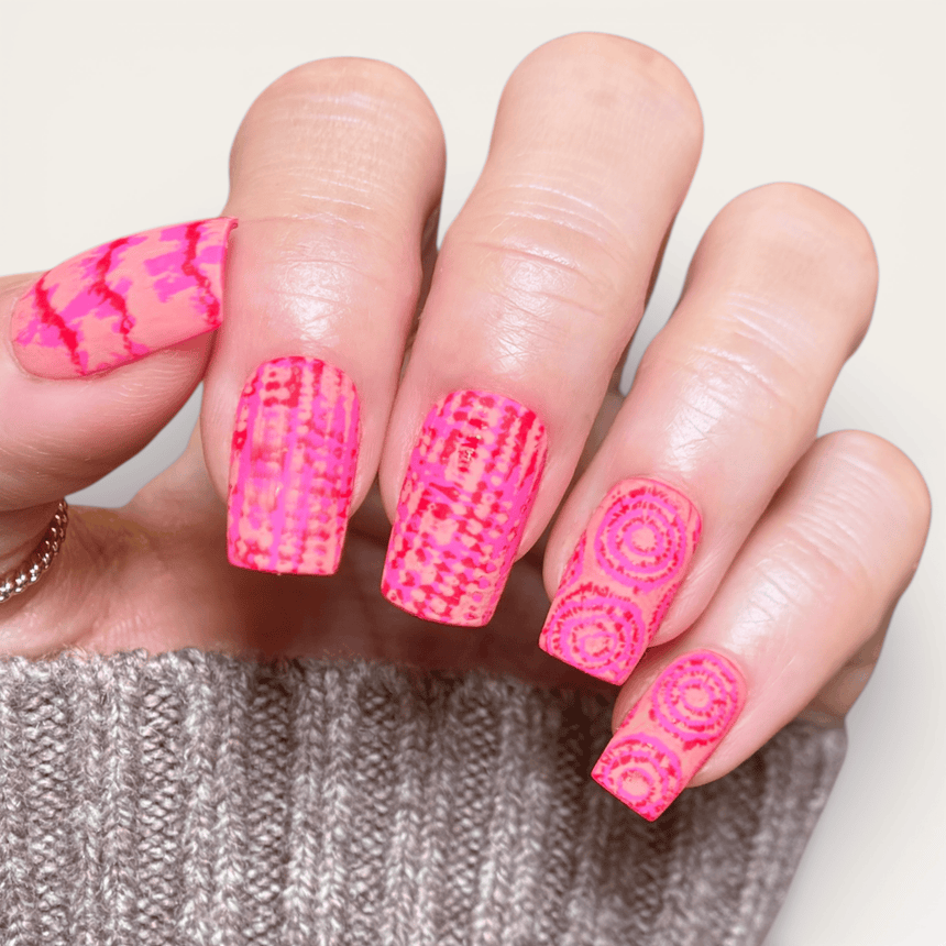 Chroma Fusion: Melted Aura (MXM177) - Nail Stamping Plate