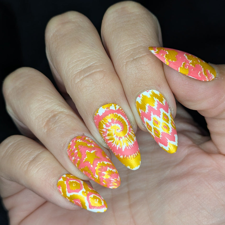 Chroma Fusion: Melted Aura (MXM177) - Nail Stamping Plate