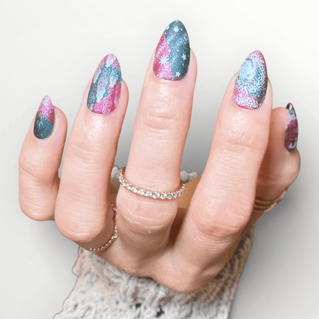 Northern Glow: Stellar Whirl (MXM174) - Nail Stamping Plate