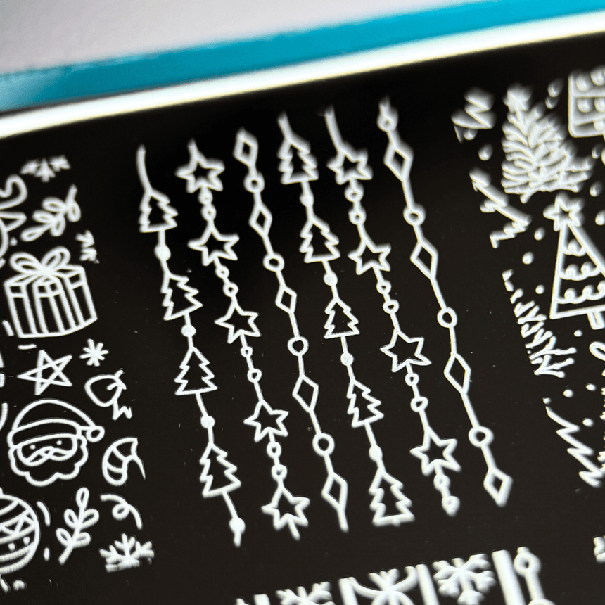 Tinsel Trinkets: Dainty Delights (MXM164) - Nail Stamping Plate