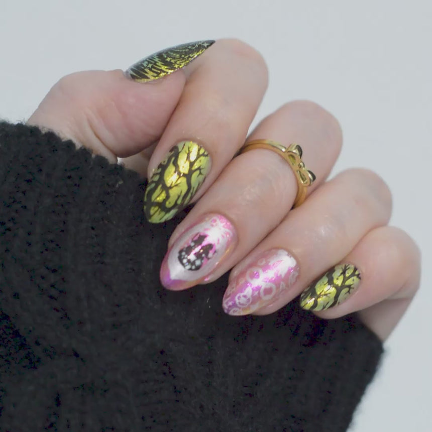 Wickedly Good (M648) - Nail Stamping Plate