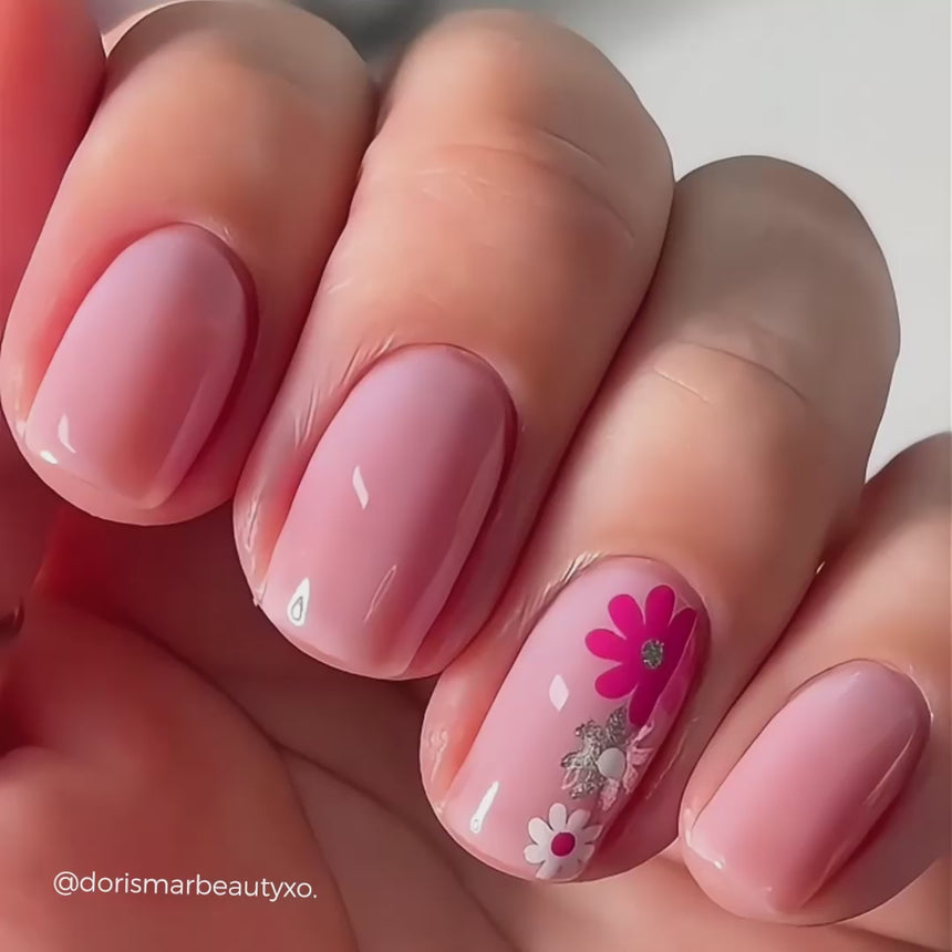 Artist Collaboration: Carole Annette (M415) - Nail Stamping Plate