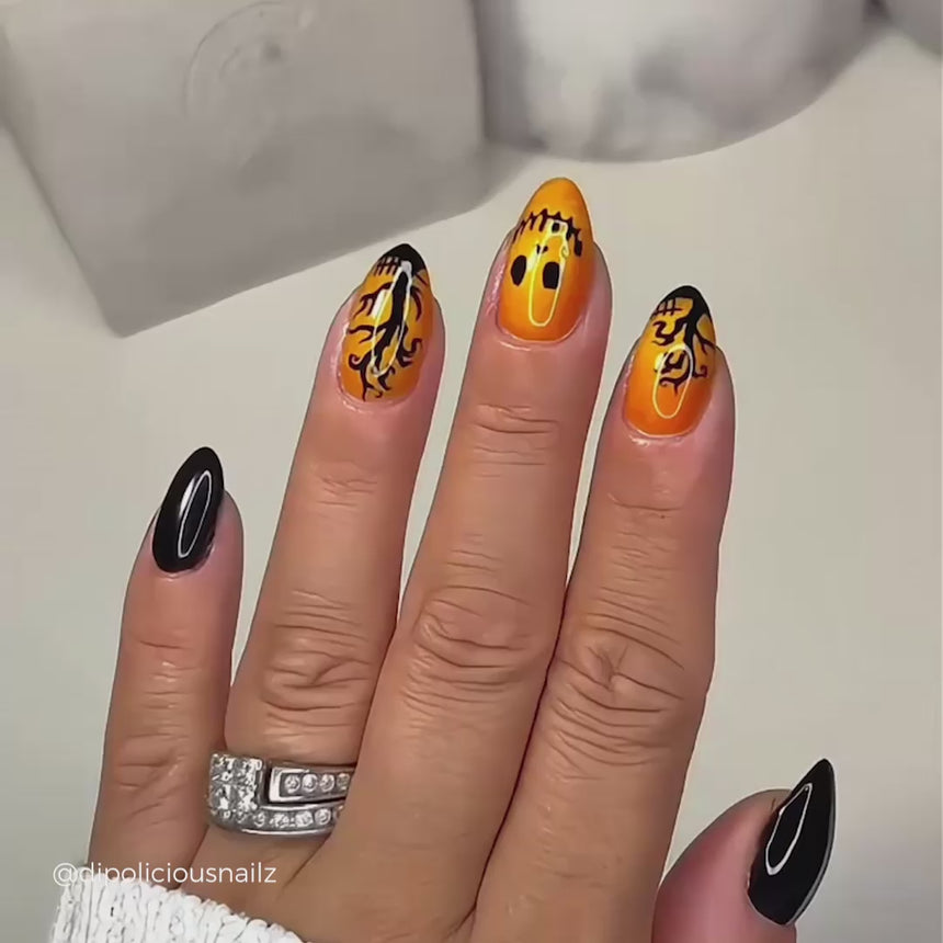 Fall Occasions: Playful Pumpkins (m254) - Nail Stamping Plate
