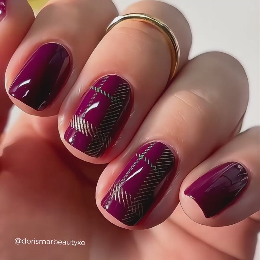 Plaid Season (M336) - Nail Stamping Plate