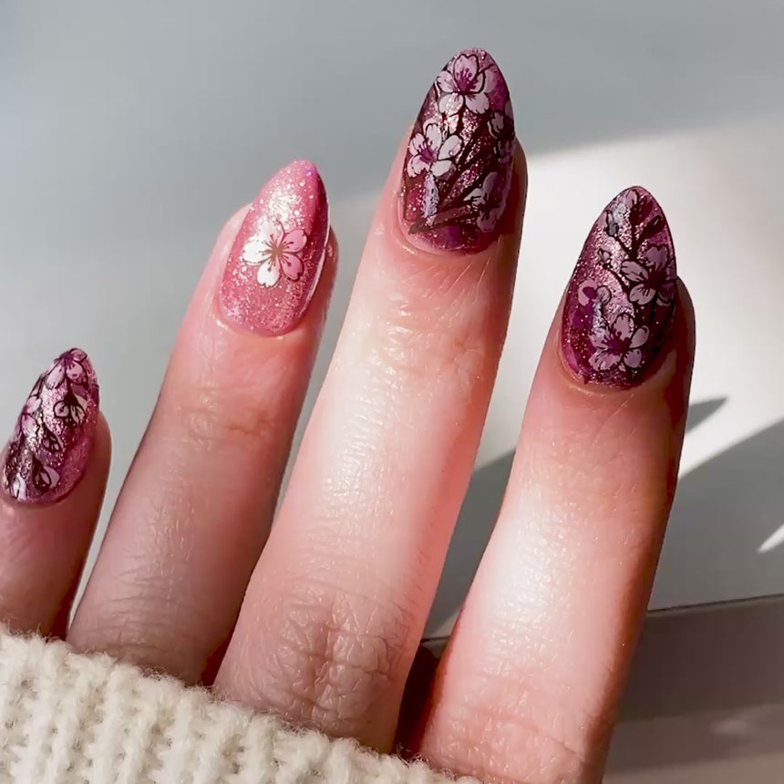 Sakura Showers (M663) - Nail Stamping Plate