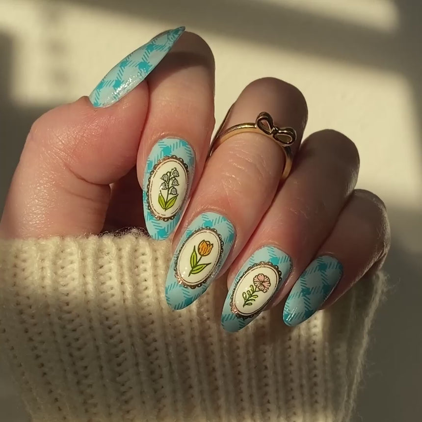 Floral Moments (M652) - Nail Stamping Plate