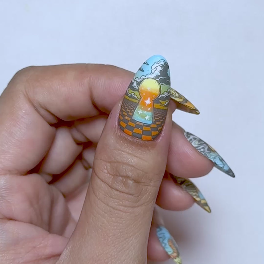 Dreamscape Visions (M737) - Nail Stamping Plate