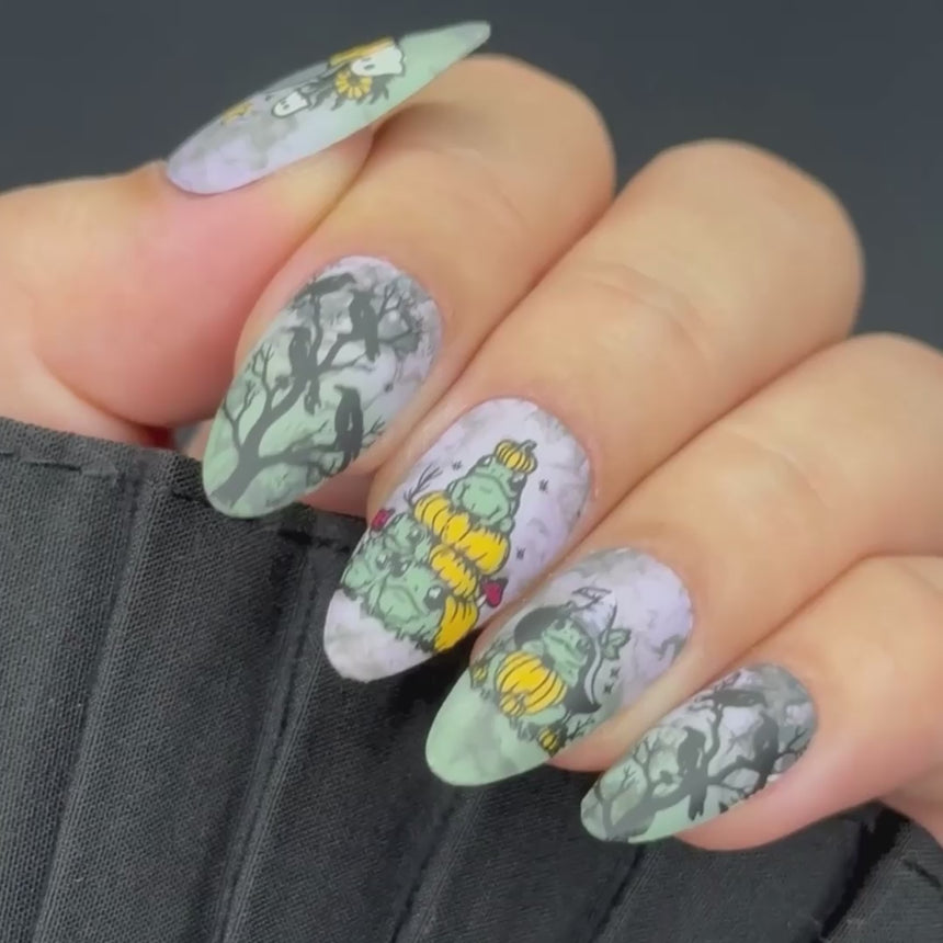 Friendly Familiars (M617) - Nail Stamping Plate