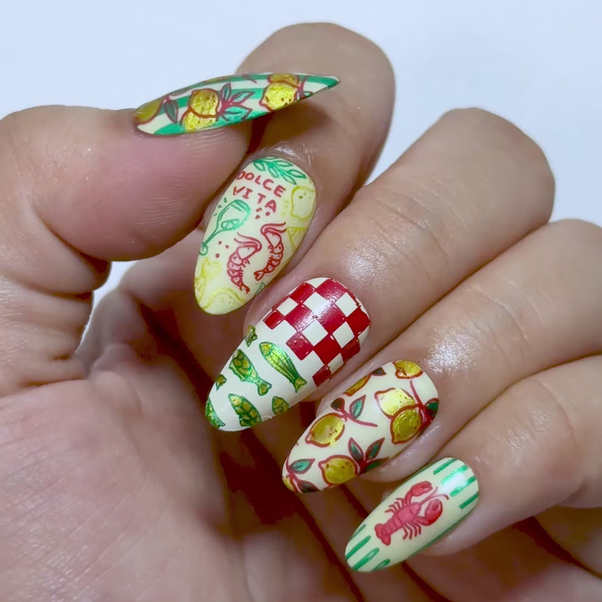 La Dolce Vita: Al Mare (MXM180) - Nail Stamping Plate