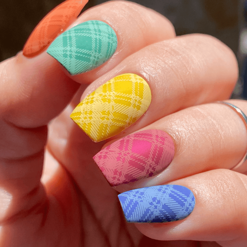 Autumn Furries (M333) - Nail Stamping Plate