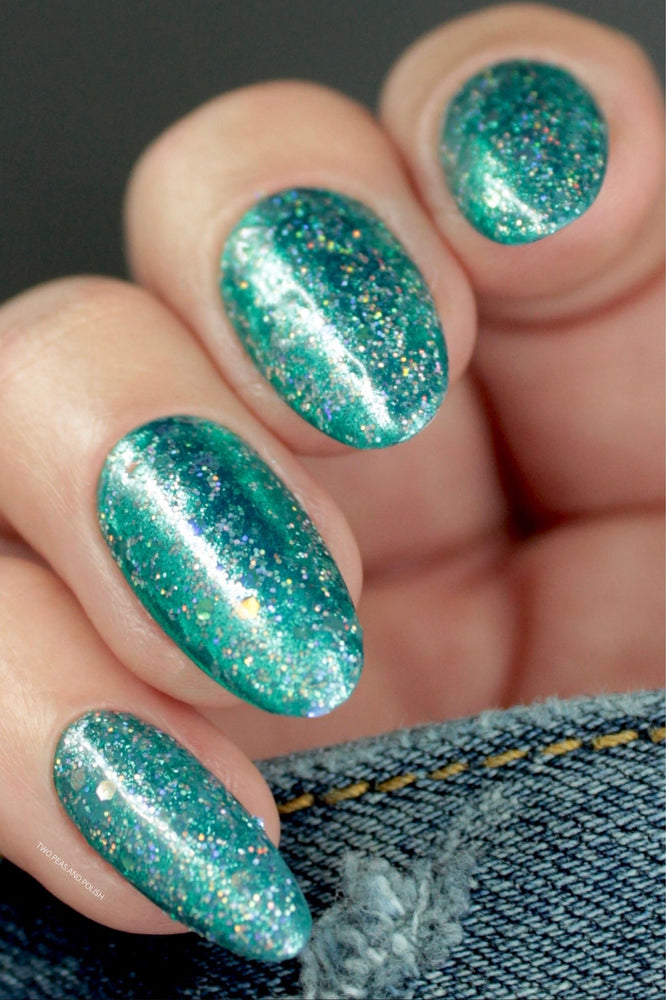 Gold Diamond Dust Holographic Top Coat – F.U.N LACQUER