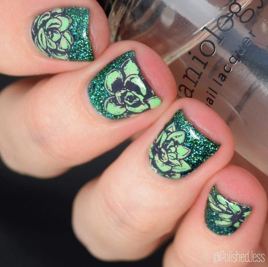 Copycat Claws: Maniology M005 Just A Girl and Her Nails Stamping