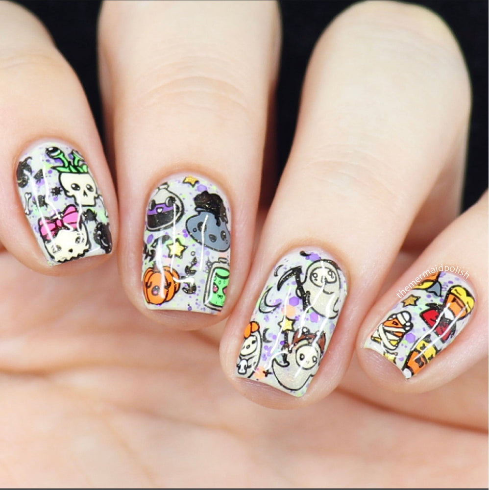 Friendly Ghosts Nail Stamping Plate | Maniology