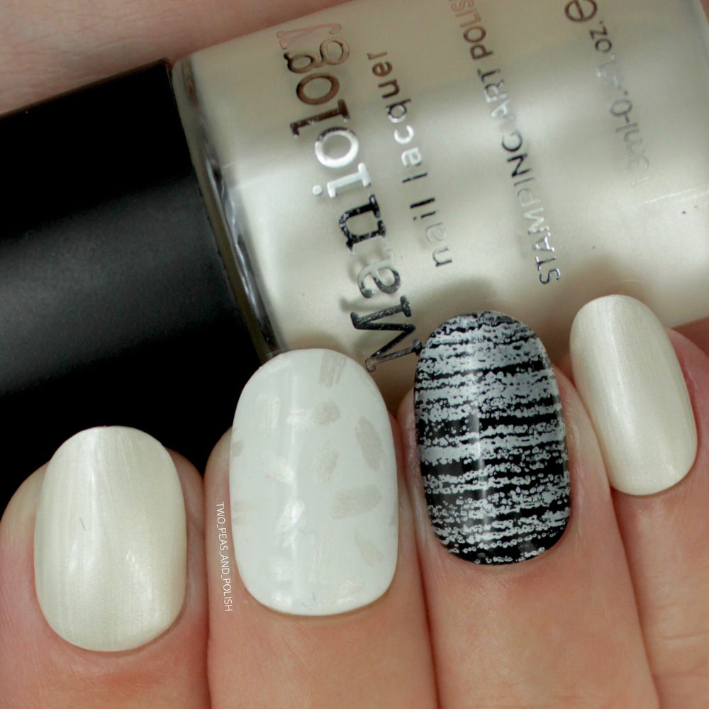 Iced Out FX - Quick Dry Pearl White Nail Polish - Essie