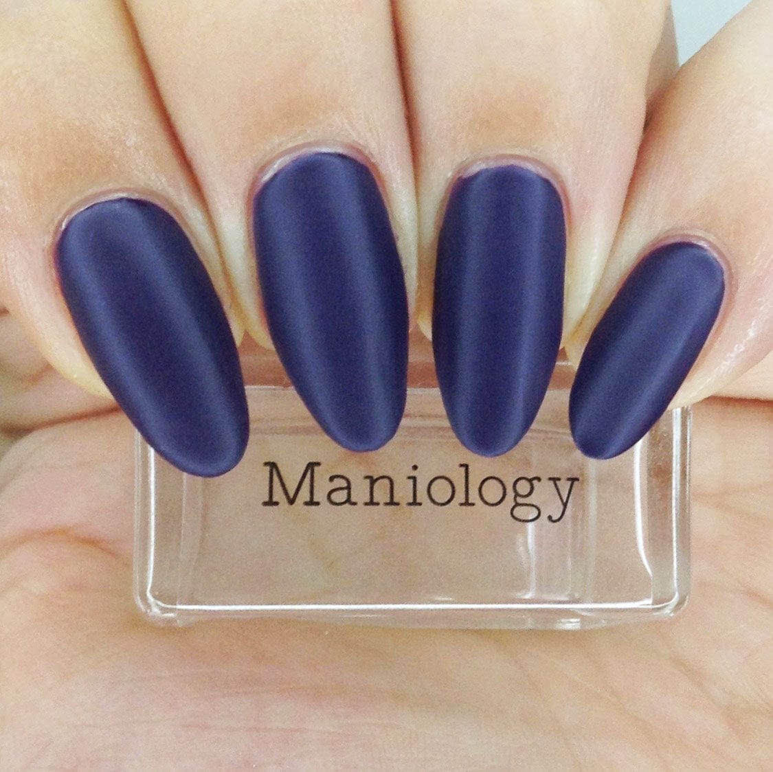 Baroque (B421) - Cream Purple Stamping Polish – Maniology