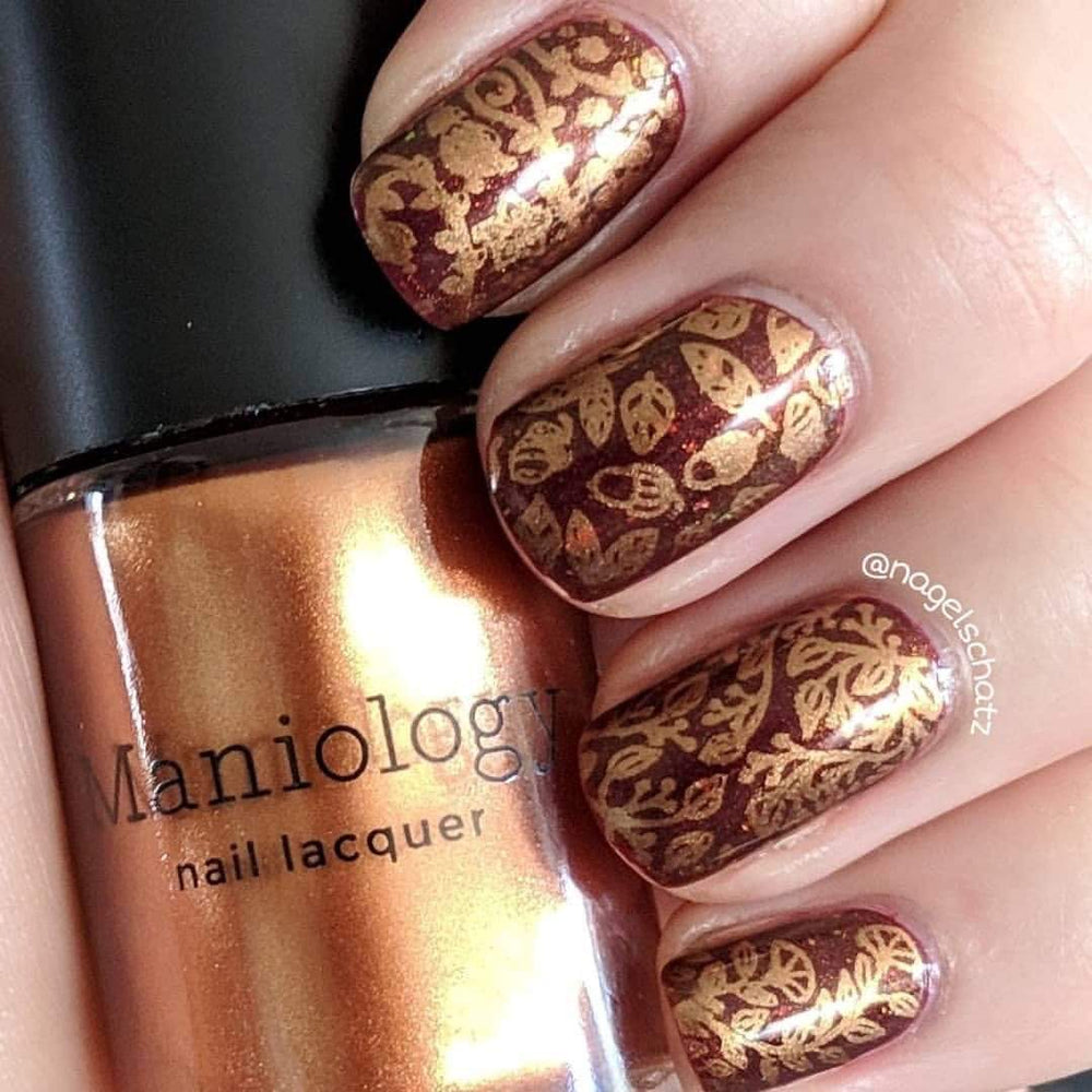Fall Inspired Nails | Halloween nail designs, Copper nails designs, Cute  halloween nails
