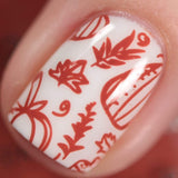 A manicured hand made with Nutmeg from Sugar + Spice collection by Maniology (B352).