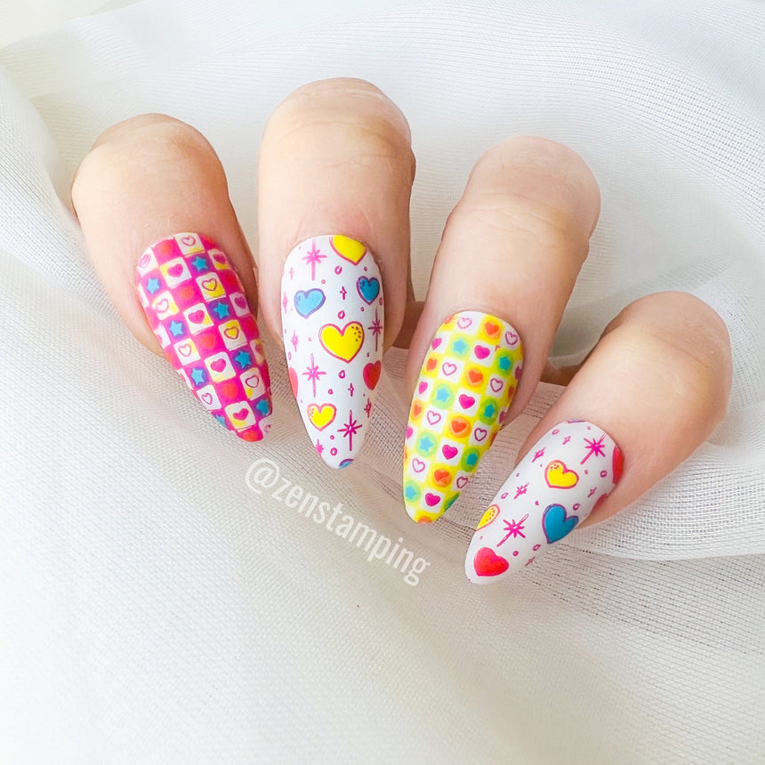 Hearts & Chains: Heartcrafted (MXM097) - Nail Stamping Plate